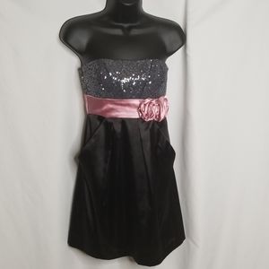 Speechless strapless sequins top mini formal. 3